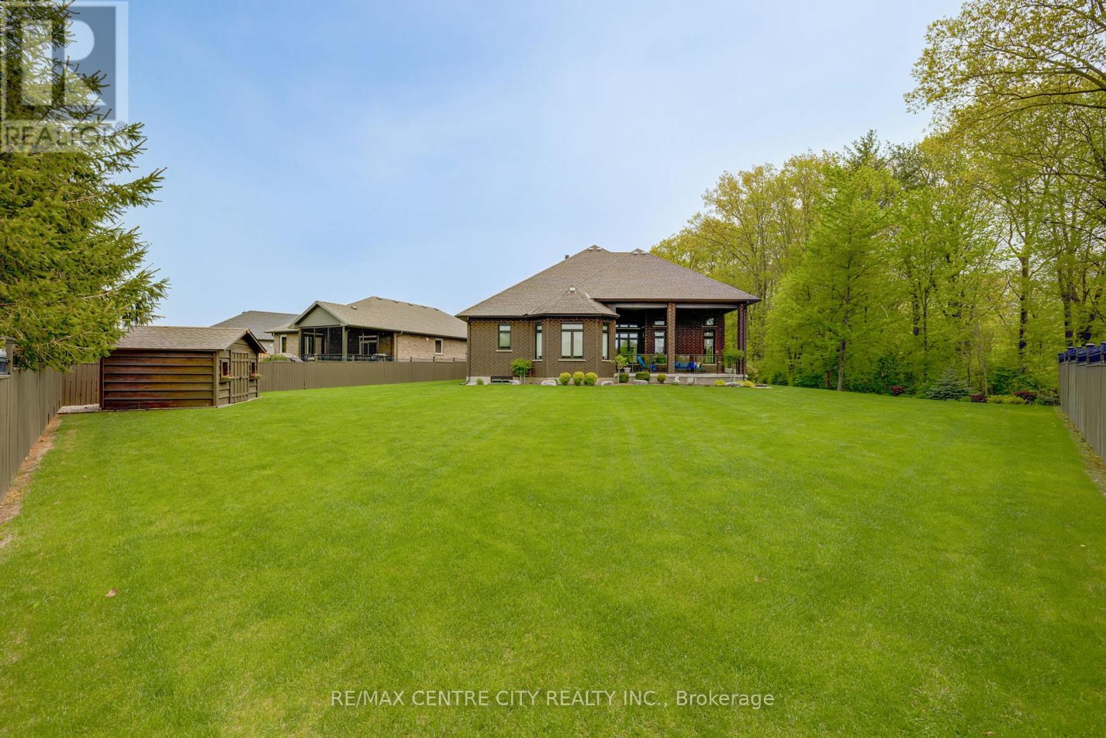 7 Drake Court, Strathroy-Caradoc (Sw), Ontario  N7G 0E1 - Photo 35 - X9396142