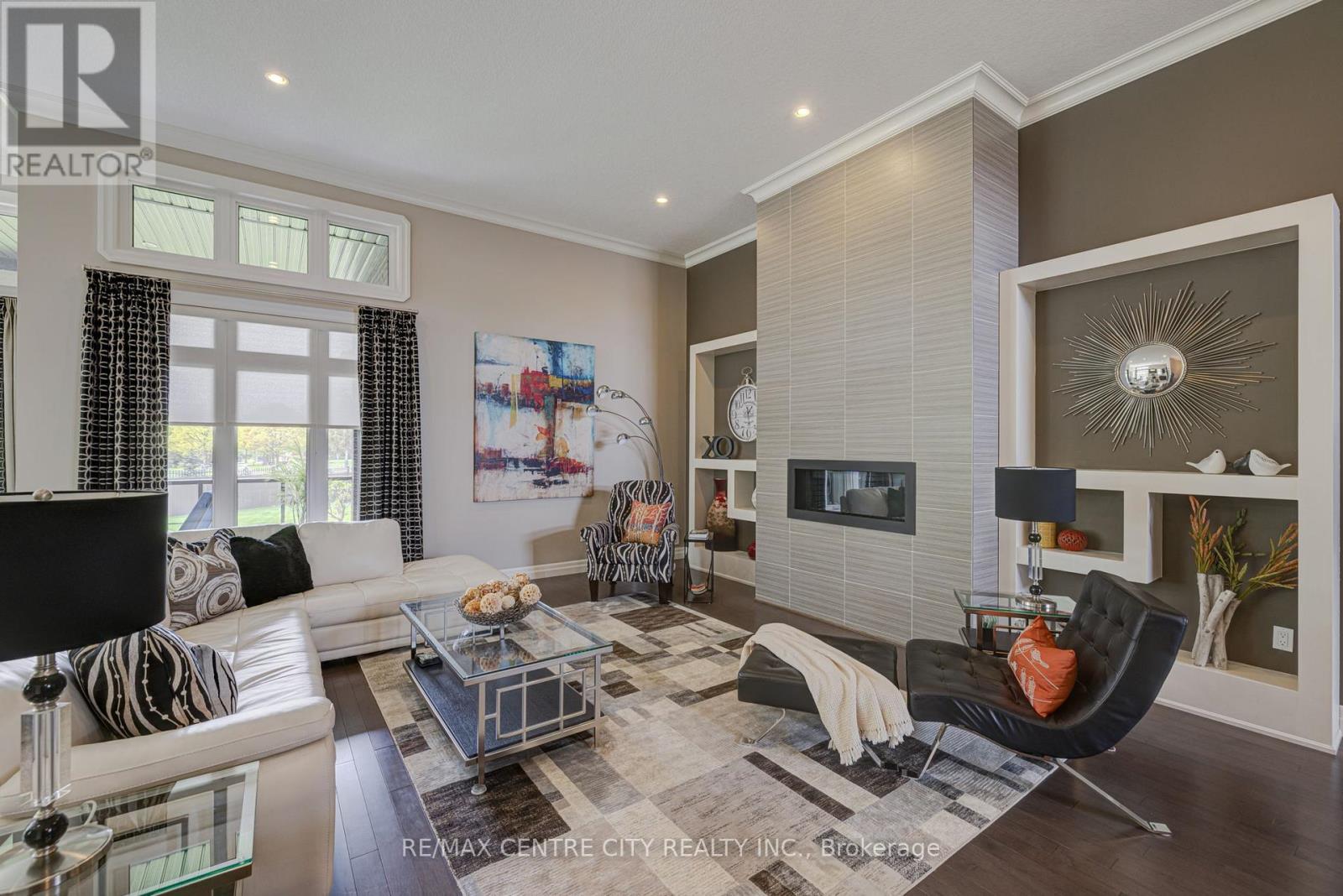 7 Drake Court, Strathroy-Caradoc (Sw), Ontario  N7G 0E1 - Photo 6 - X9396142