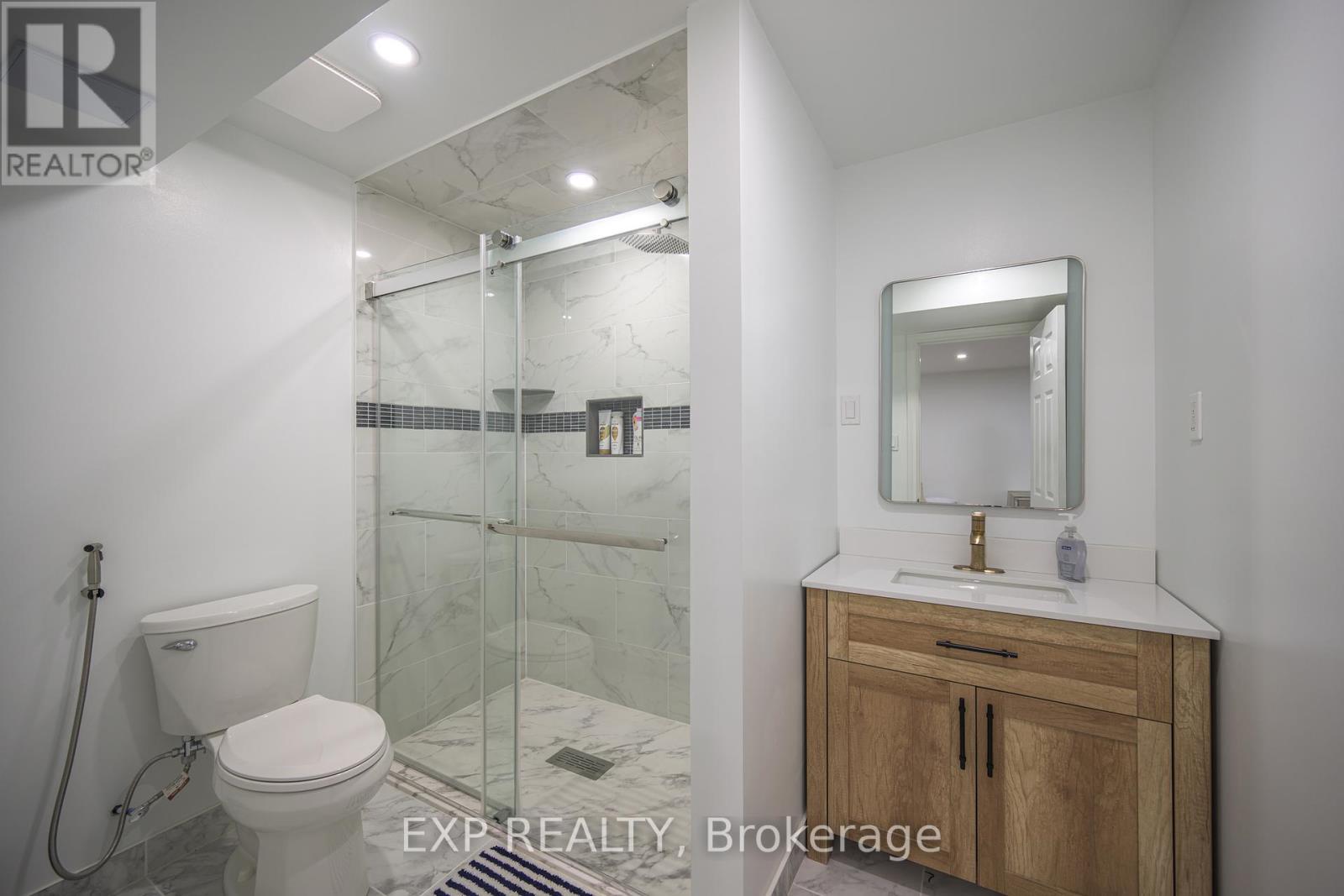 2230 Red Thorne Avenue, London, Ontario  N6P 0E9 - Photo 33 - X9396826