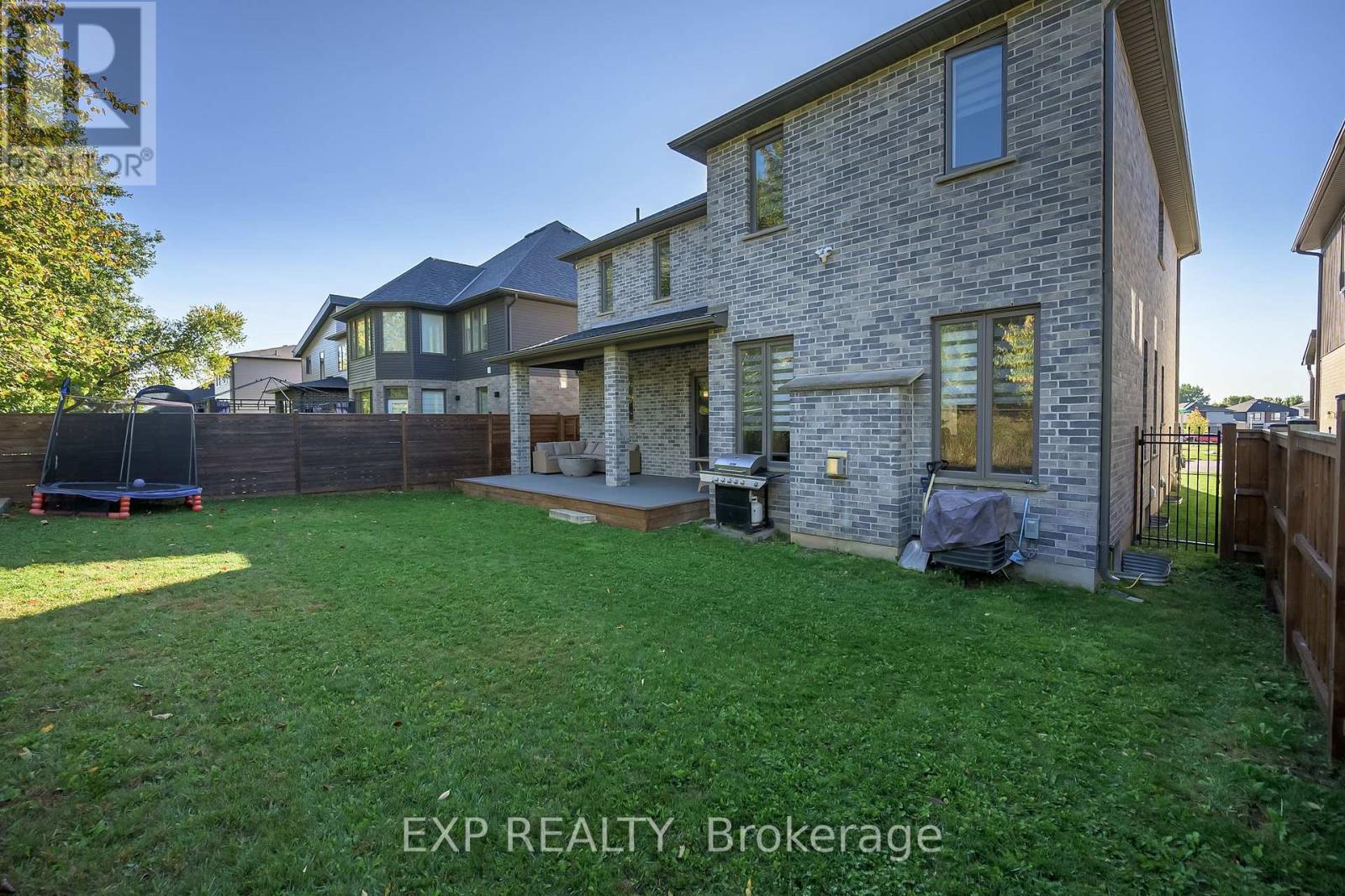 2230 Red Thorne Avenue, London, Ontario  N6P 0E9 - Photo 34 - X9396826