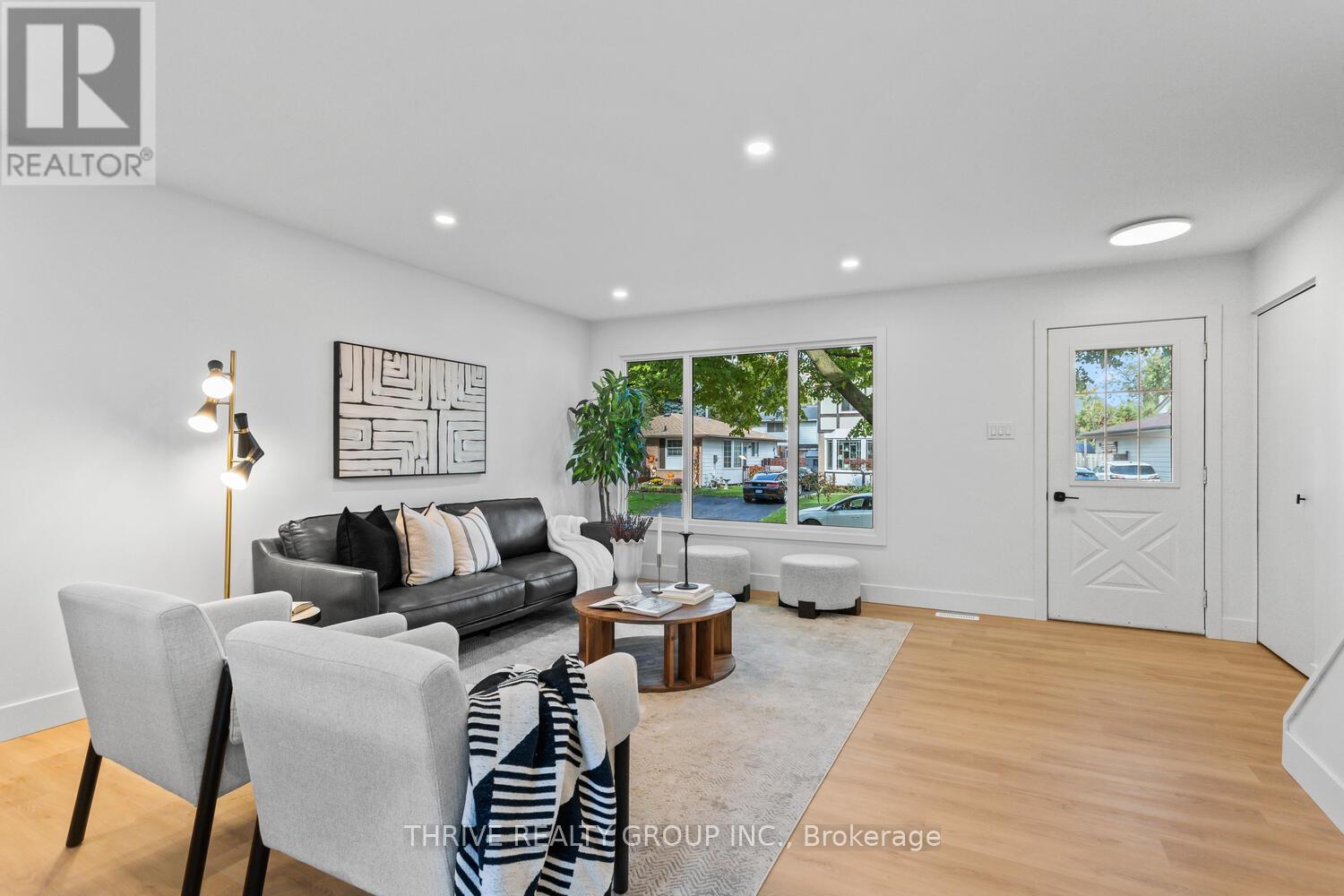 22 Hearthside Place, London, Ontario  N5V 3N1 - Photo 6 - X9396832