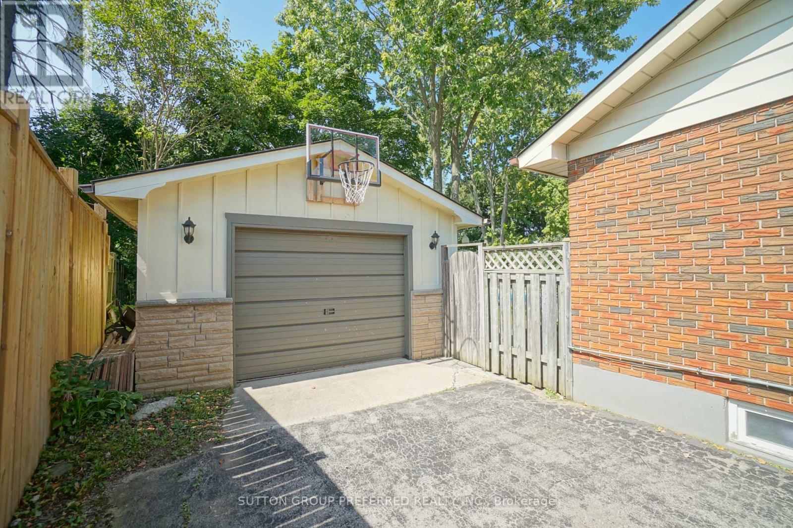 401 Regal Drive, London, Ontario  N5Y 1J8 - Photo 6 - X9397408