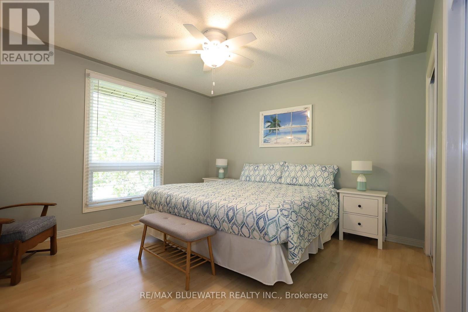 5429 Lake Valley Grove Road, Lambton Shores, Ontario  N0N 1J7 - Photo 20 - X9397505