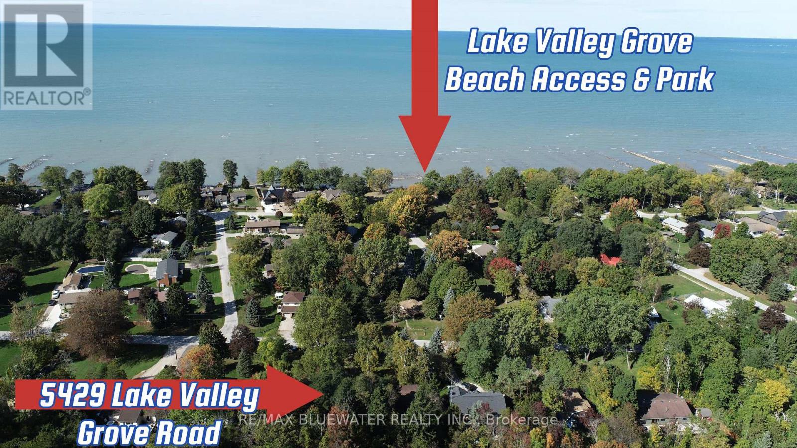 5429 Lake Valley Grove Road, Lambton Shores, Ontario  N0N 1J7 - Photo 5 - X9397505