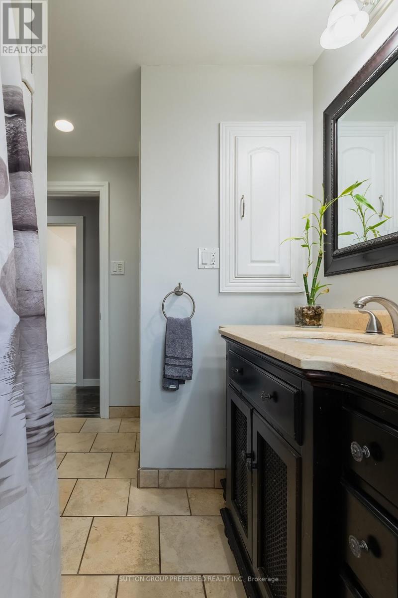 230 Chittick Crescent, Thames Centre (Dorchester), Ontario  N0L 1G3 - Photo 11 - X9397628