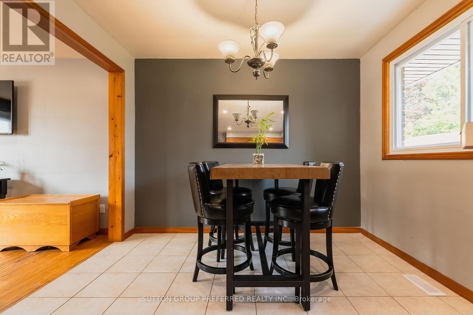 230 Chittick Crescent, Thames Centre (Dorchester), Ontario  N0L 1G3 - Photo 7 - X9397628