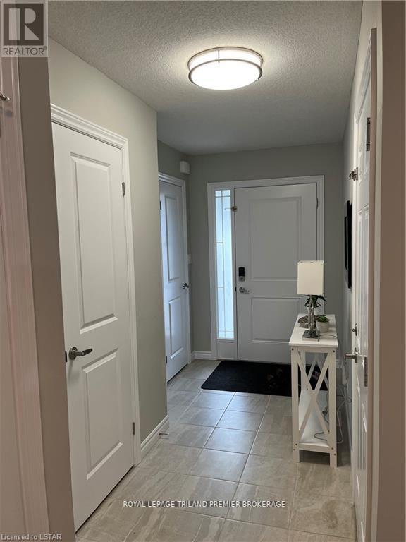 2735 Asima Drive, London, Ontario  N6M 0E9 - Photo 3 - X9397798