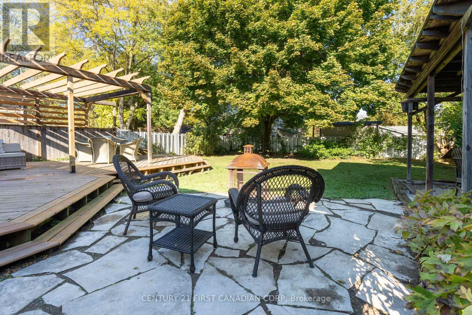 24 Chapple Hill Road, London, Ontario  N6G 2H3 - Photo 8 - X9398399