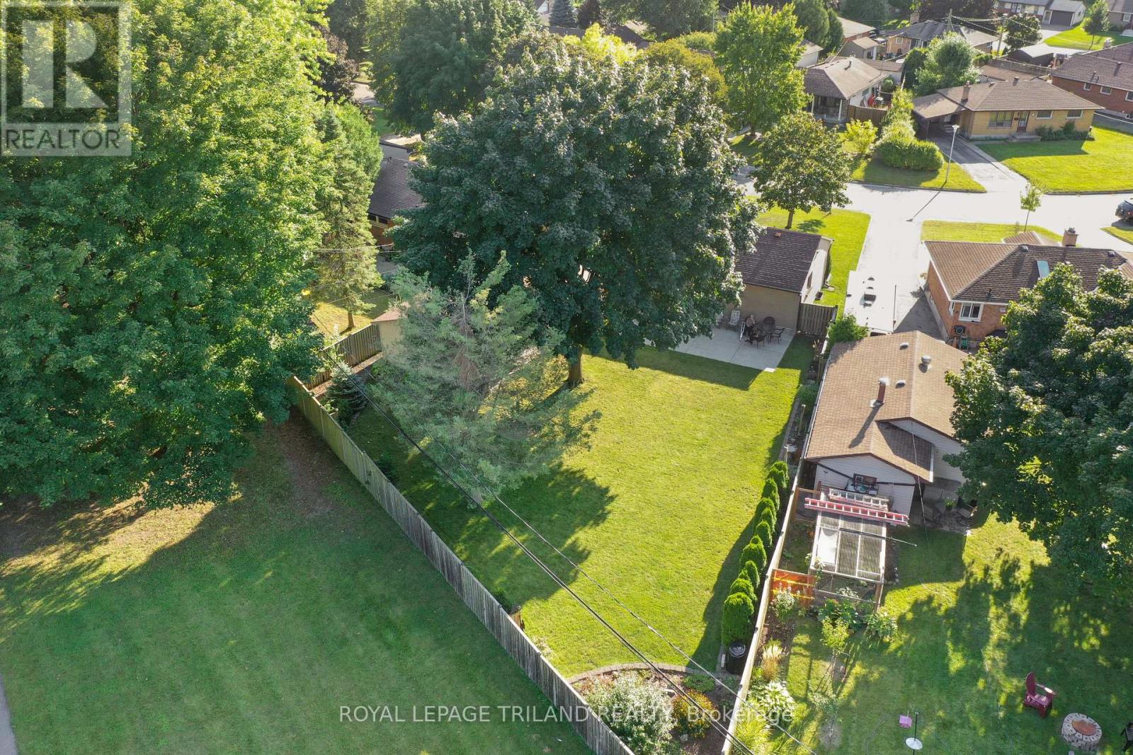 22 Breton Park Crescent, London, Ontario  N5W 1N1 - Photo 11 - X9398530