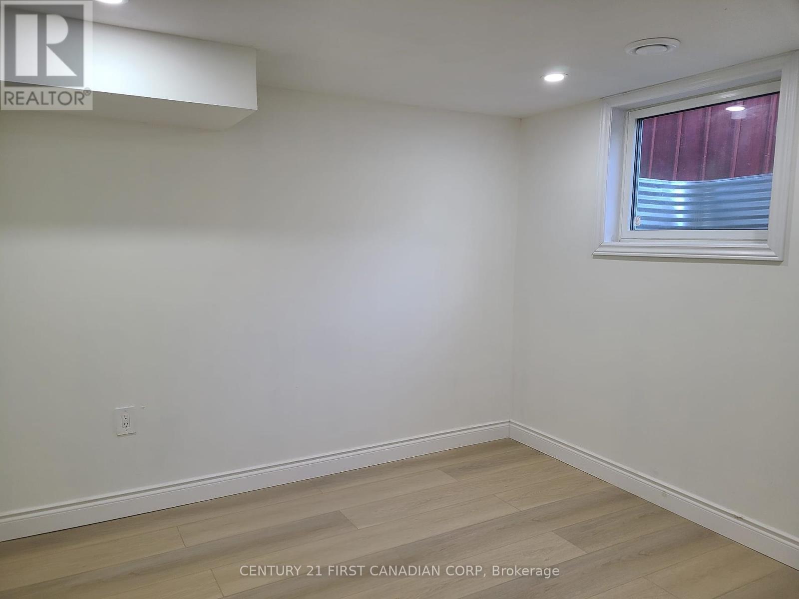 #lower - 48 Toulon Crescent, London, Ontario  N5V 1J5 - Photo 9 - X9398782